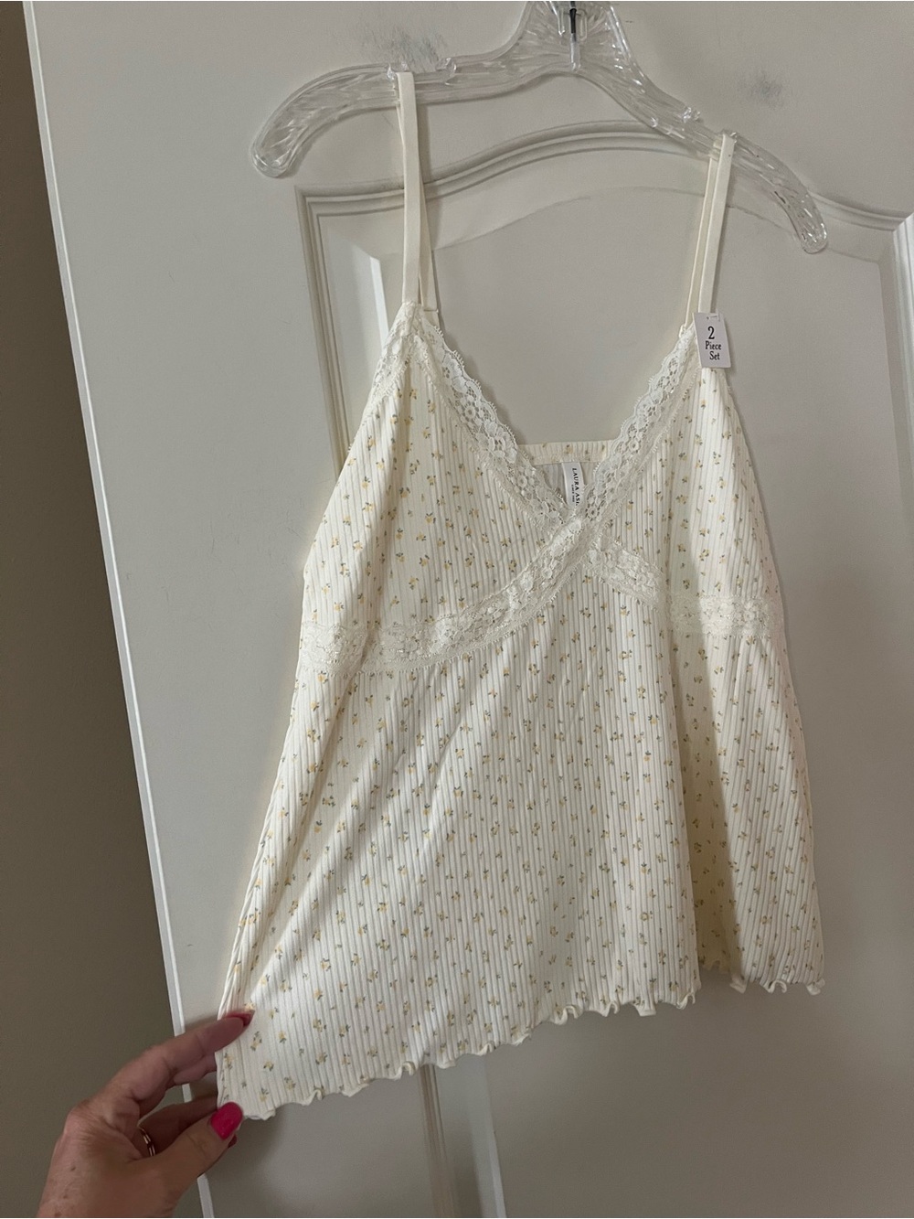 Laura Ashley “Yellow Roses” Lace-Trim Cami & Short Pajama Set Size Large - Picture 13 of 16